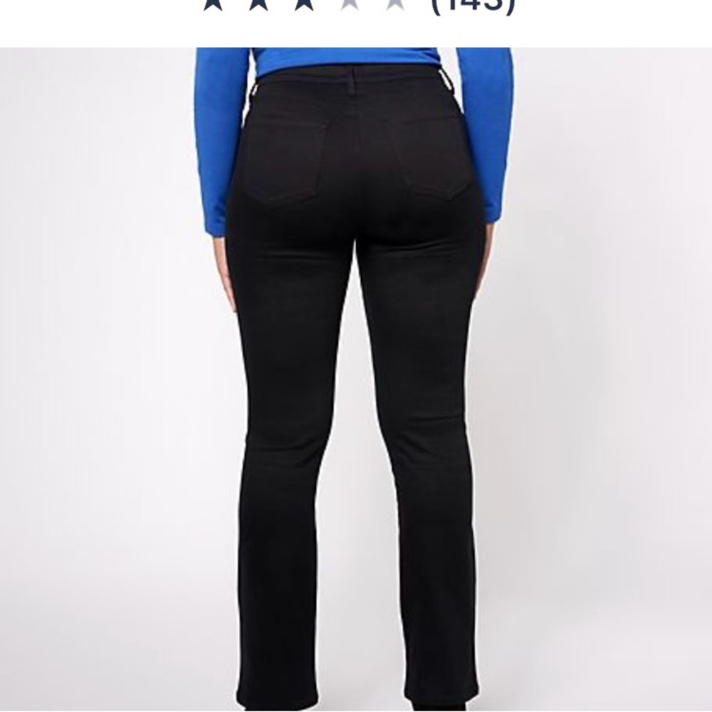 NYDJ High Rise Billie Mini Bootcut Jean in black.  6 P
